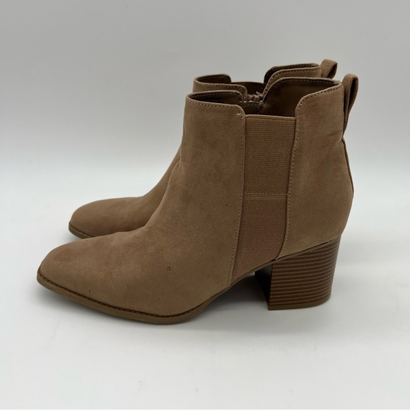 STYLE & CO Aloraaf Taupe Ankle Booties Size 9M - Picture 2 of 10
